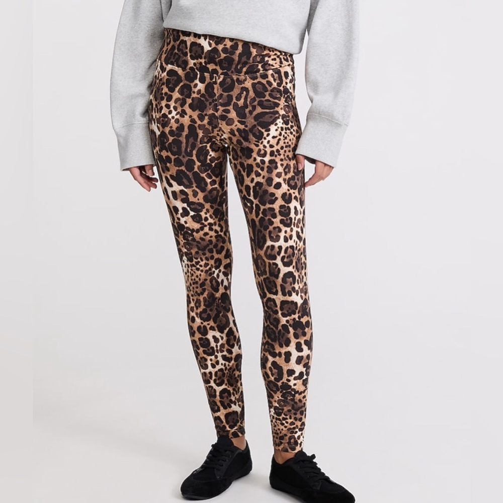 Express  High Waisted Best Loved
Leopard Leggings